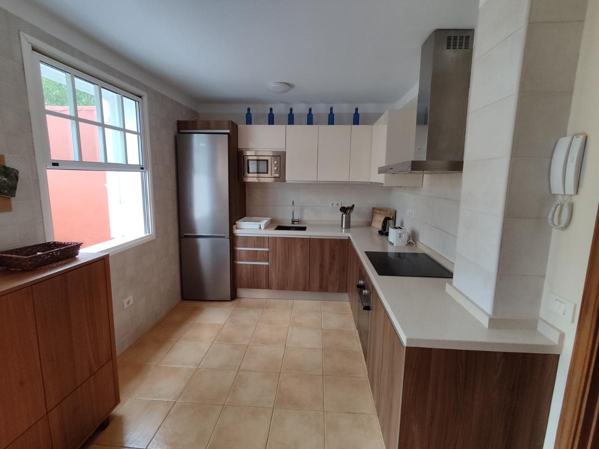 Cheerful 3 Bedroom Town House With Garage Tegueste Zewnętrze zdjęcie